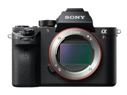 Cámara Digital Sony Alpha ILCE-7RM2 de 42.4 Megapíxeles