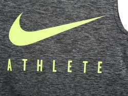 Playera Tank Nike para niño