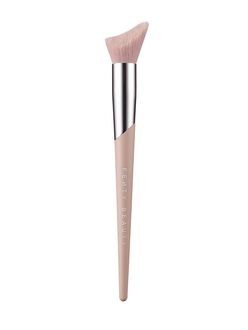 Brocha para Iluminador Cheek-Hugging 120
