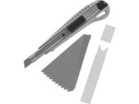 Snap Off Knife & 10 Blades