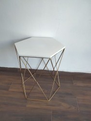 Mesa lateral icosaedro