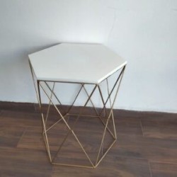 Mesa lateral icosaedro