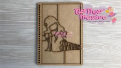 LIBRETA GORJUSS SENTADA
