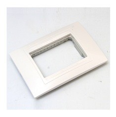 PLACA 3 MÓDULOS PLÁSTICA COLOR BLANCO